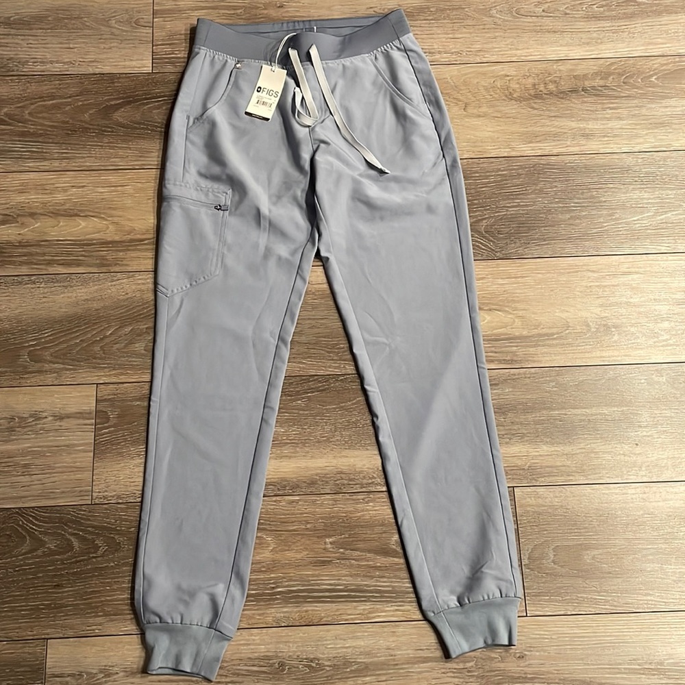 Figs scrubs-NEW